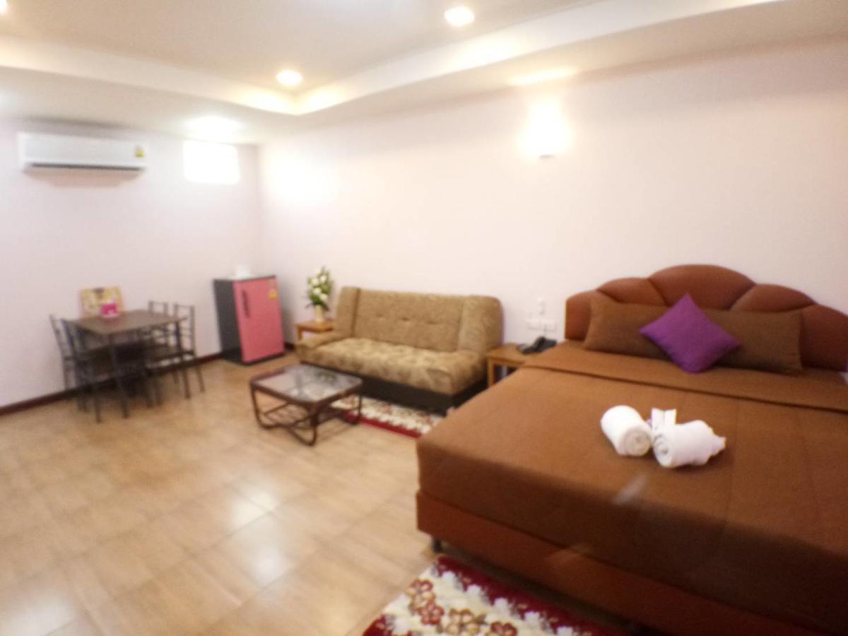 Hi Tech Resort Kabin Buri Extérieur photo