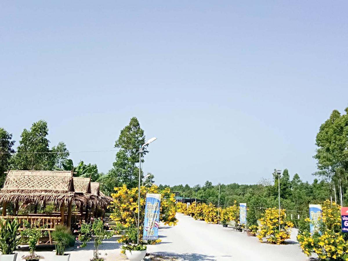 Hi Tech Resort Kabin Buri Extérieur photo
