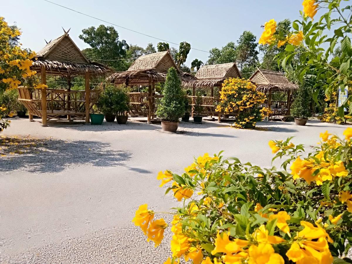 Hi Tech Resort Kabin Buri Extérieur photo
